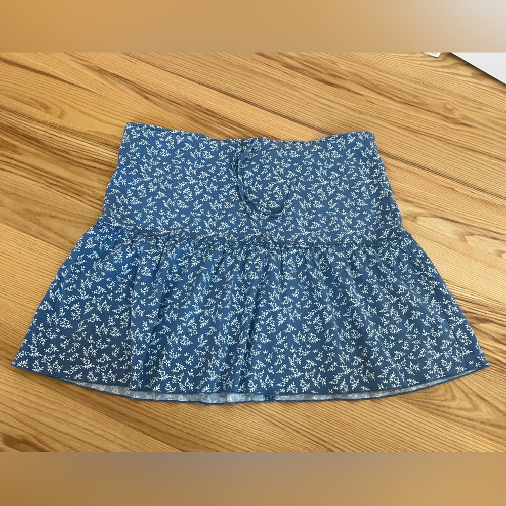 Brandy Melville mini skirt